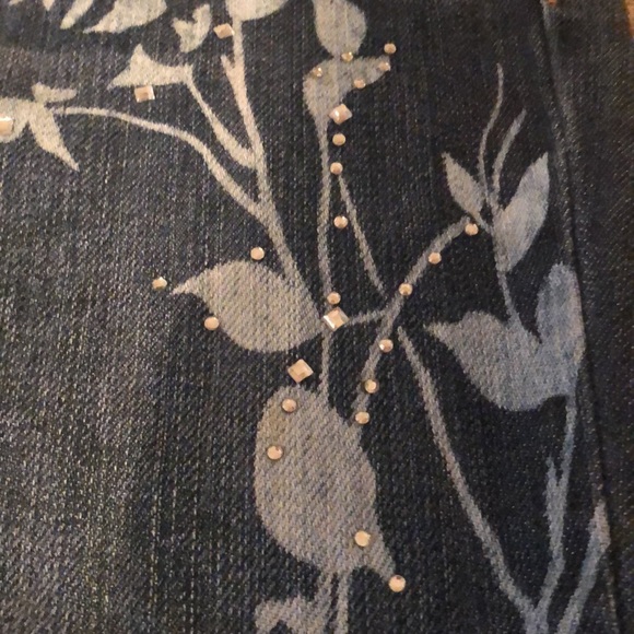 Jeans - Picture 3 of 14